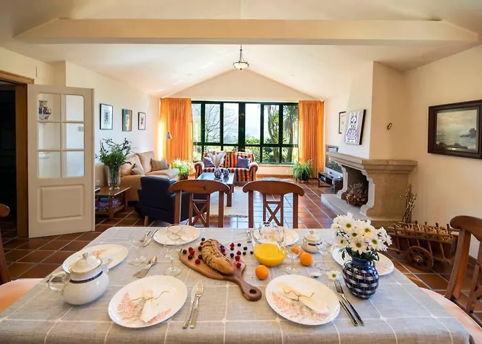 ヴィラ Ponte Bora ポンテベドラ